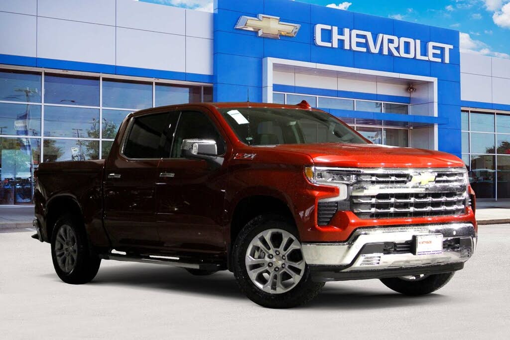 2026 Chevrolet Silverado 1500 LTZ Crew Cab 4WD
