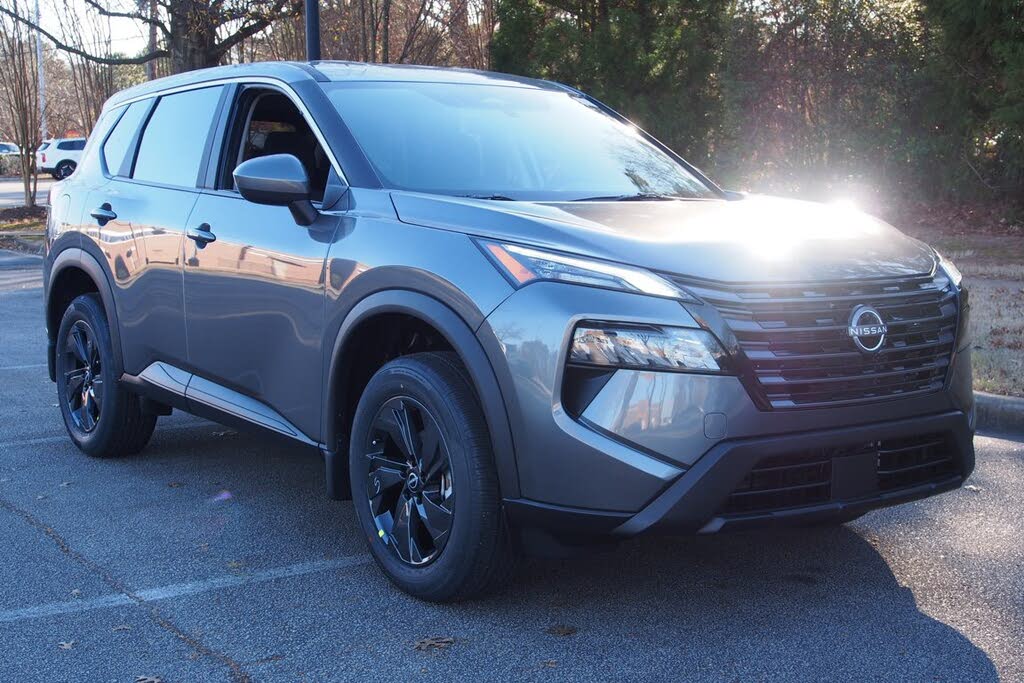 2026 Nissan Rogue SV FWD