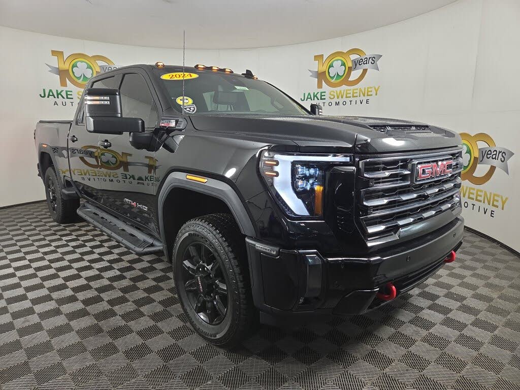 2024 GMC Sierra 2500HD AT4 Crew Cab 4WD
