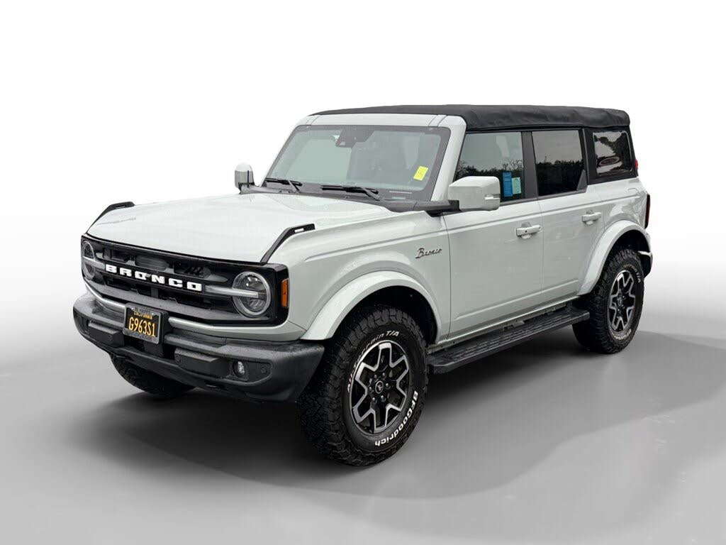 2022 Ford Bronco Outer Banks 4-Door 4WD
