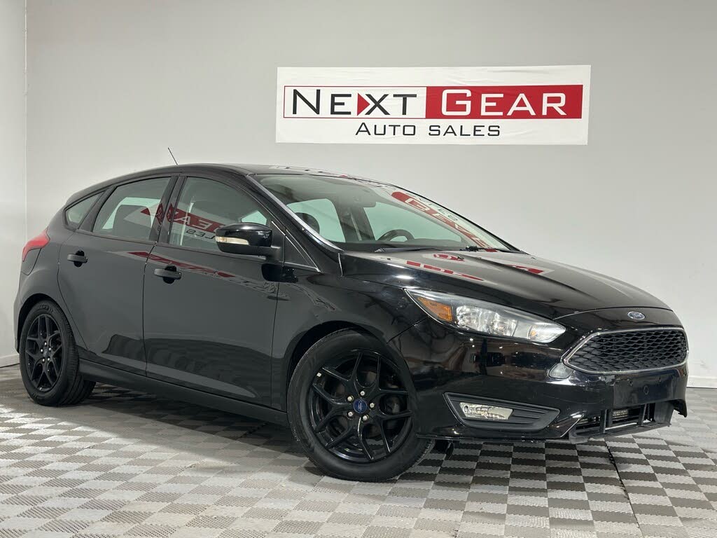 2016 Ford Focus SE Hatchback