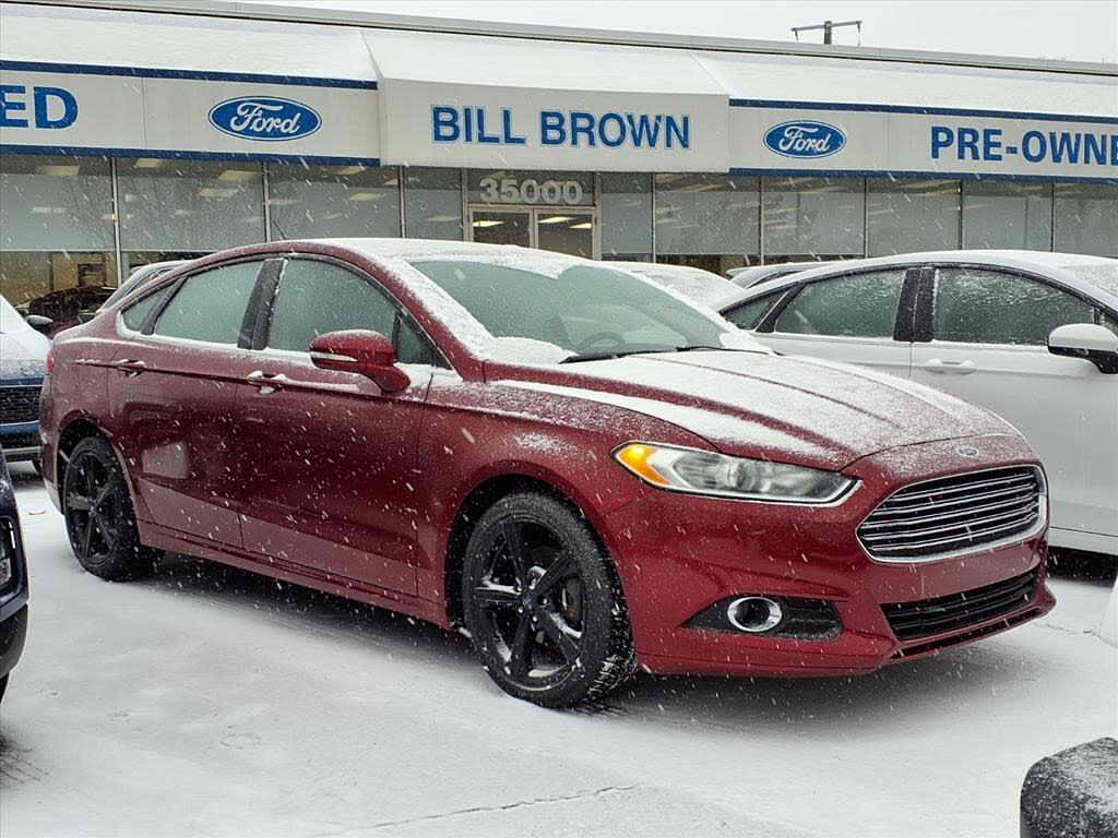 2016 Ford Fusion SE