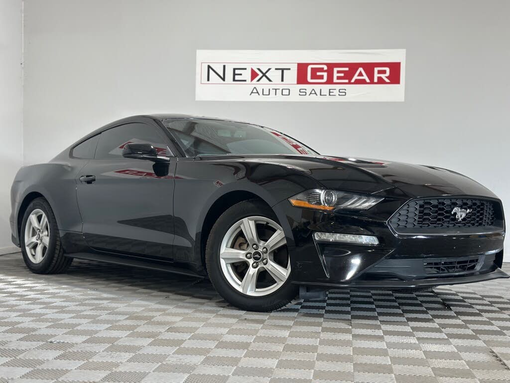 2018 Ford Mustang EcoBoost Coupe RWD