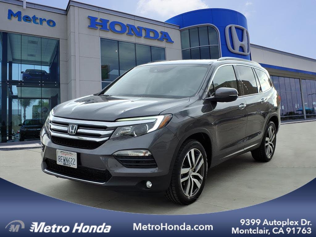 2018 Honda Pilot Touring FWD