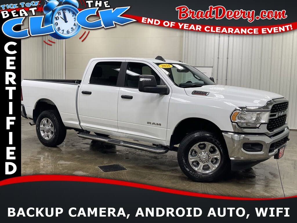2024 RAM 2500 Big Horn Crew Cab 4WD