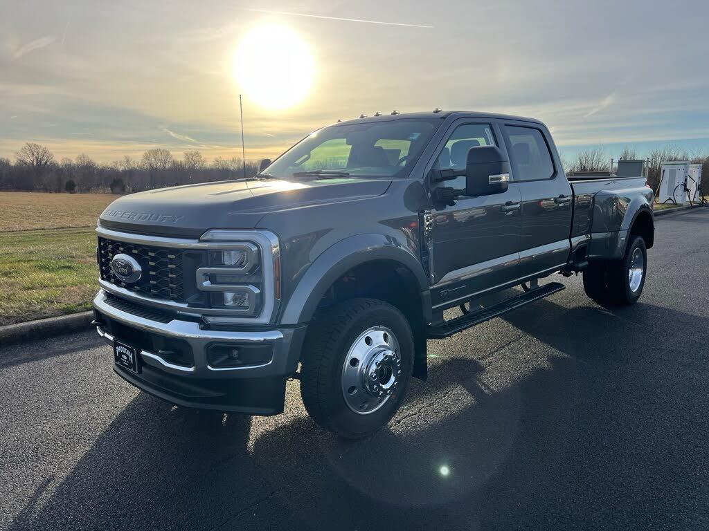 2026 Ford F-450 Super Duty XLT Crew Cab LB DRW 4WD