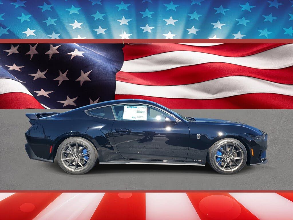 2026 Ford Mustang Dark Horse Fastback RWD