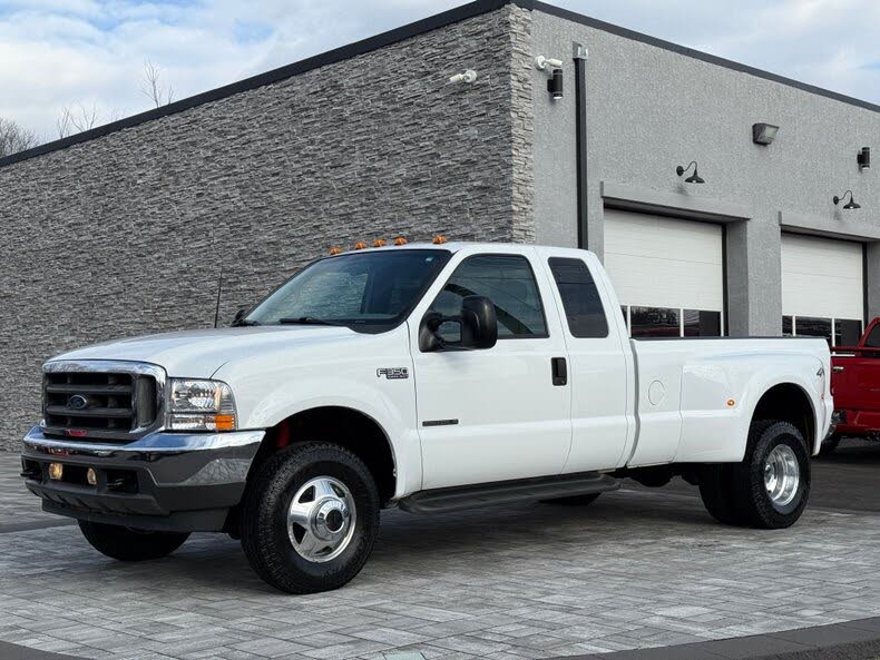 2001 Ford F-350 Super Duty XL Super Cab LB DRW 4WD