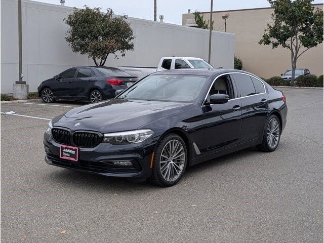 2018 BMW 5 Series 540i Sedan RWD