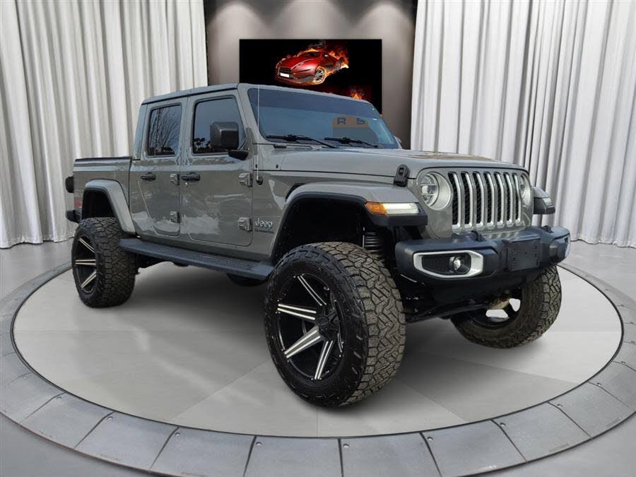 2020 Jeep Gladiator Overland Crew Cab 4WD
