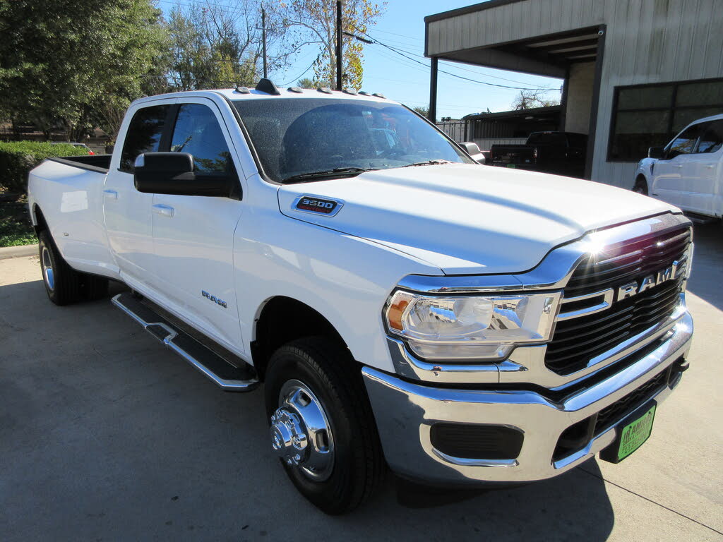 2021 RAM 3500 Big Horn Crew Cab LB DRW 4WD