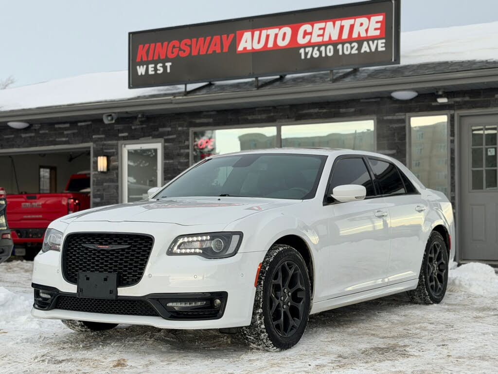 2022 Chrysler 300 S AWD