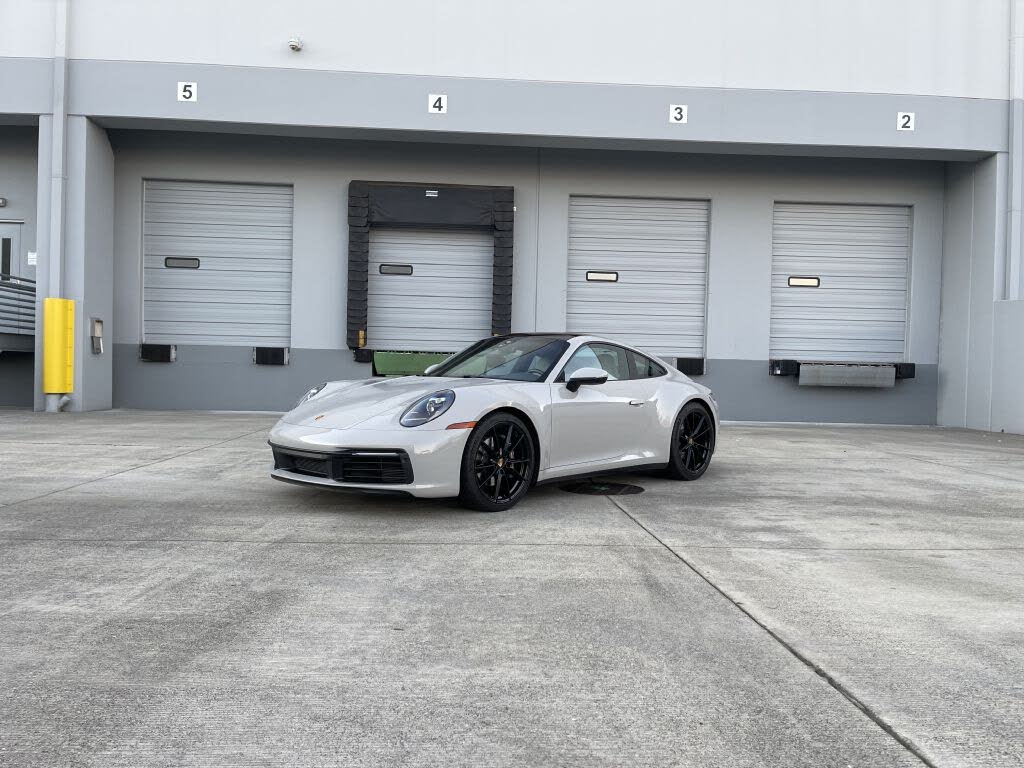 2022 Porsche 911 Carrera Coupe RWD