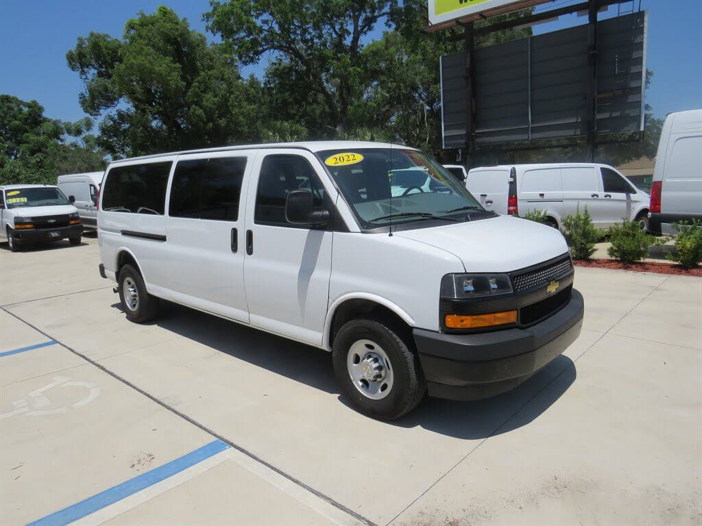 2023 Chevrolet Express 3500 LS Extended RWD