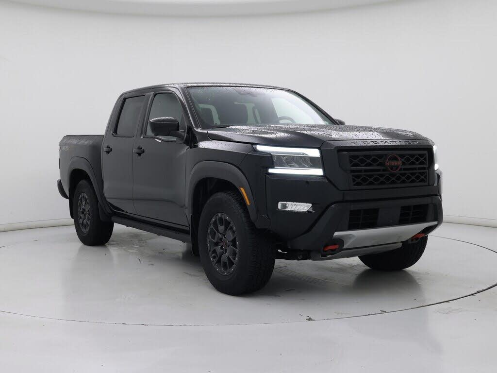 2023 Nissan Frontier PRO-4X Crew Cab 4WD