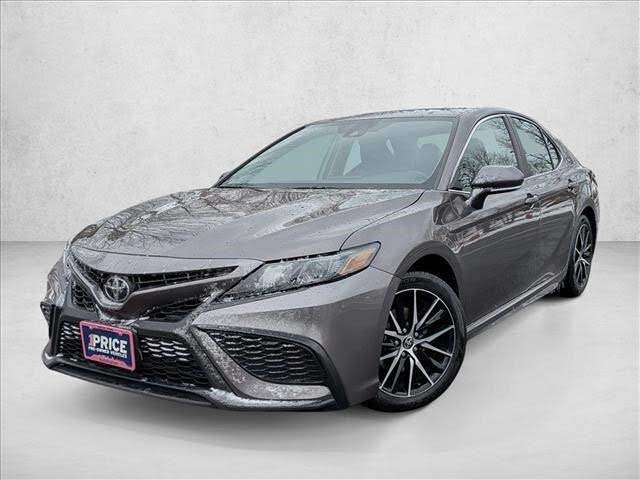 2024 Toyota Camry SE FWD