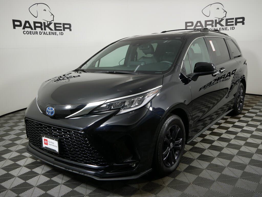 2024 Toyota Sienna XSE 7-Passenger AWD
