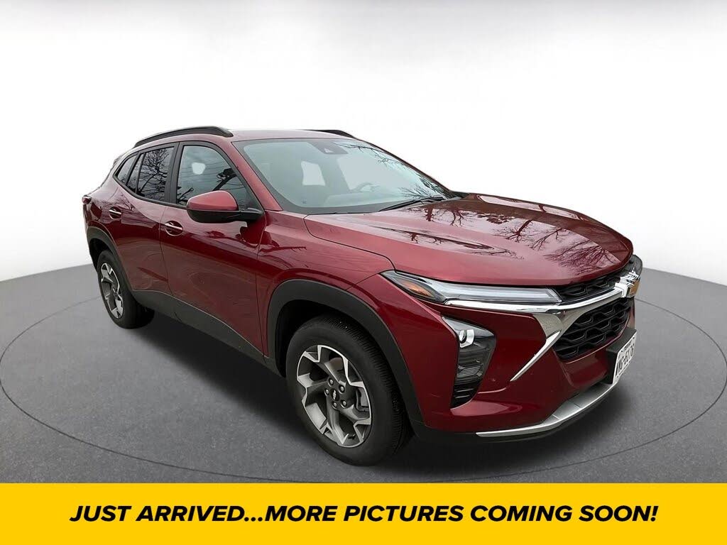 2025 Chevrolet Trax LT FWD