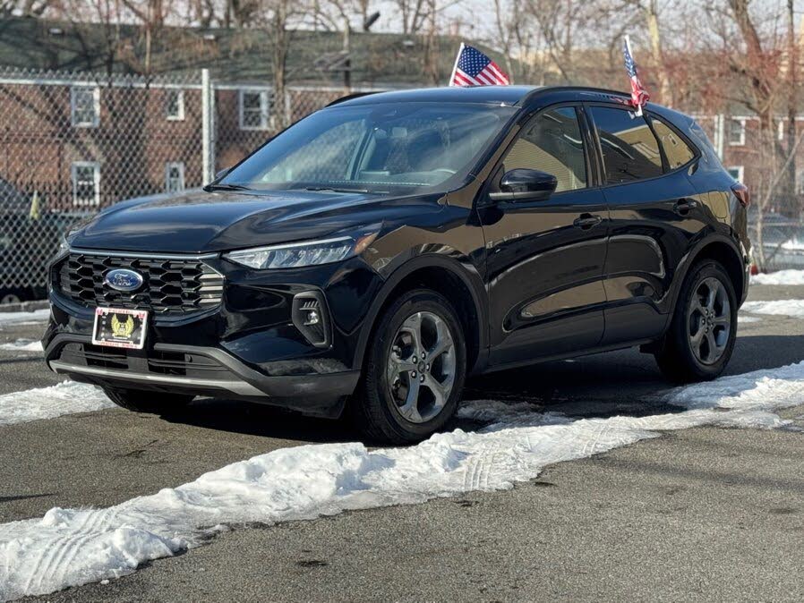 2025 Ford Escape ST-Line Select AWD