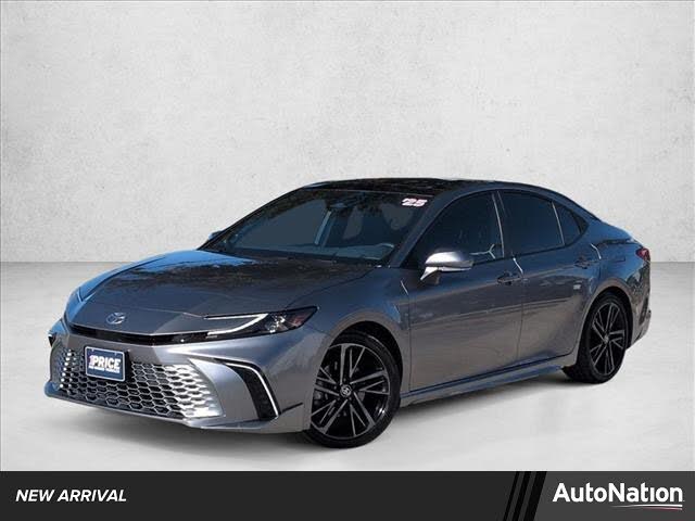 2025 Toyota Camry XSE FWD