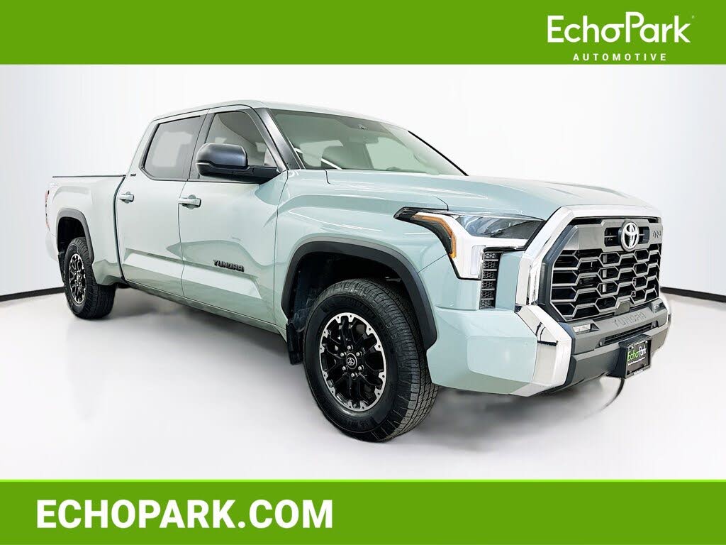 2025 Toyota Tundra SR5 CrewMax Cab LB 4WD