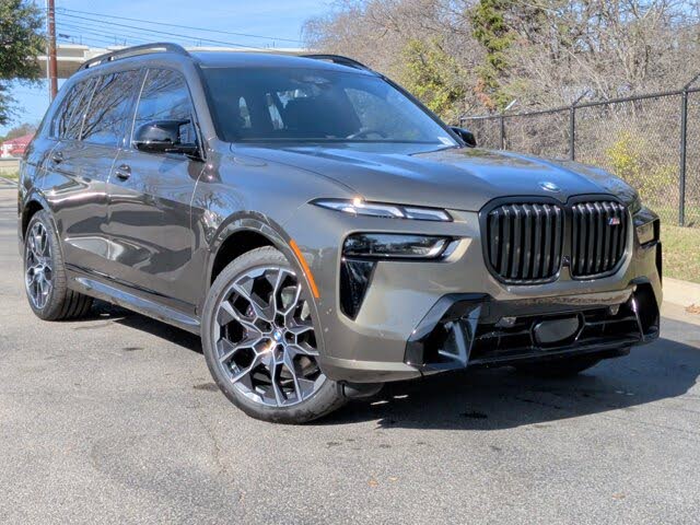 2026 BMW X7 M60i AWD