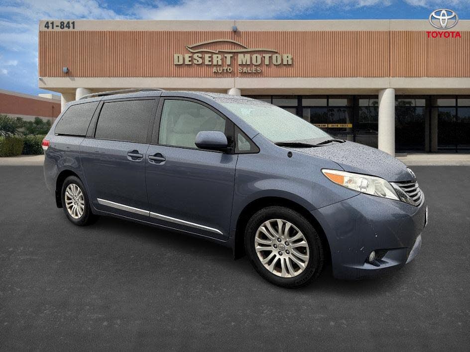 2013 Toyota Sienna XLE 7-Passenger