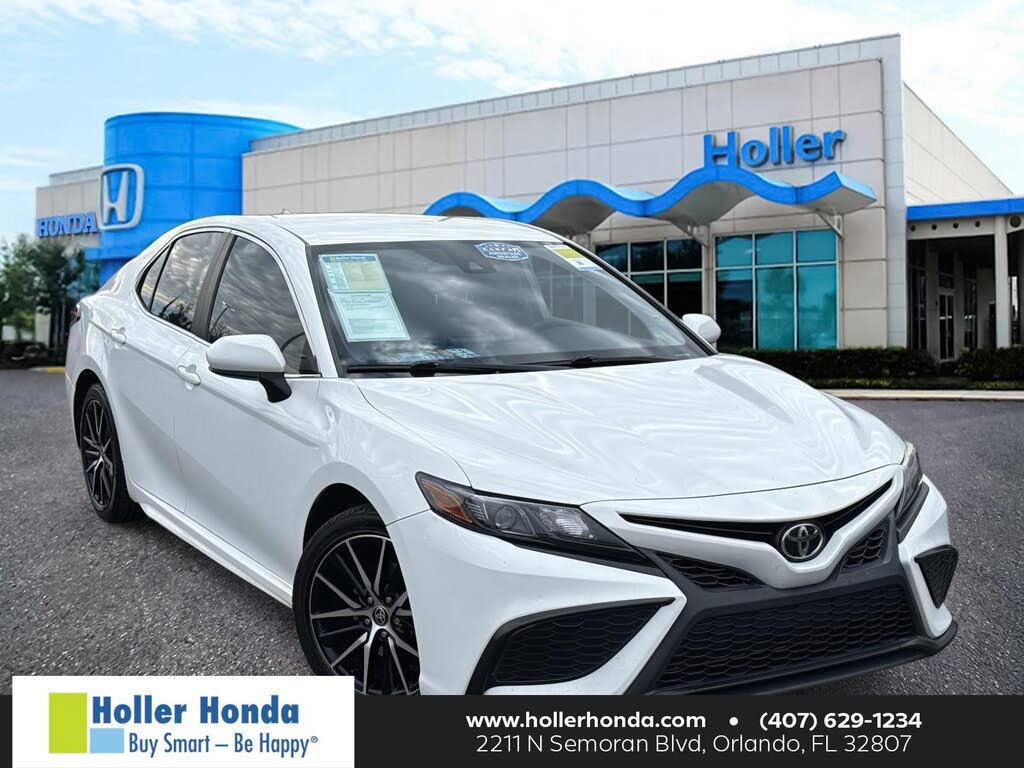 2021 Toyota Camry SE FWD