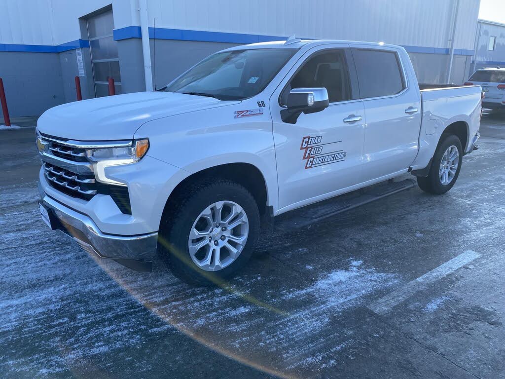 2022 Chevrolet Silverado 1500 LTZ Crew Cab 4WD