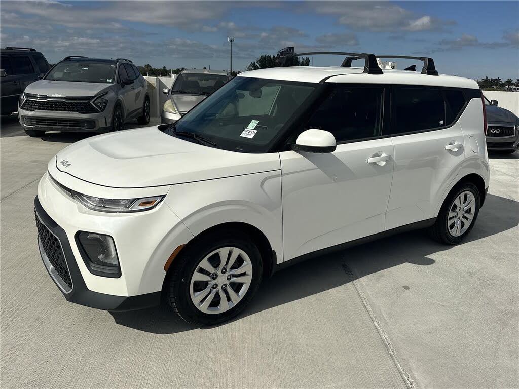 2022 Kia Soul LX FWD