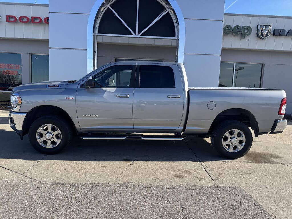 2022 RAM 2500 Big Horn Crew Cab 4WD