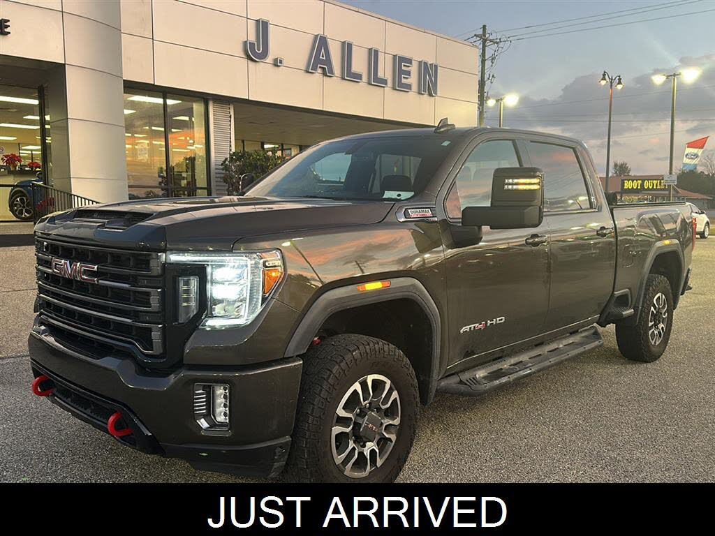 2023 GMC Sierra 2500HD AT4 Crew Cab 4WD