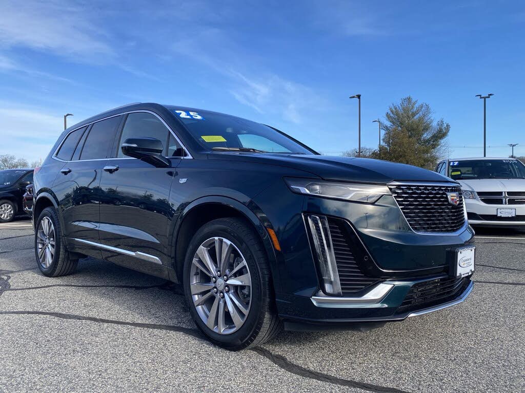 2025 Cadillac XT6 Premium Luxury AWD