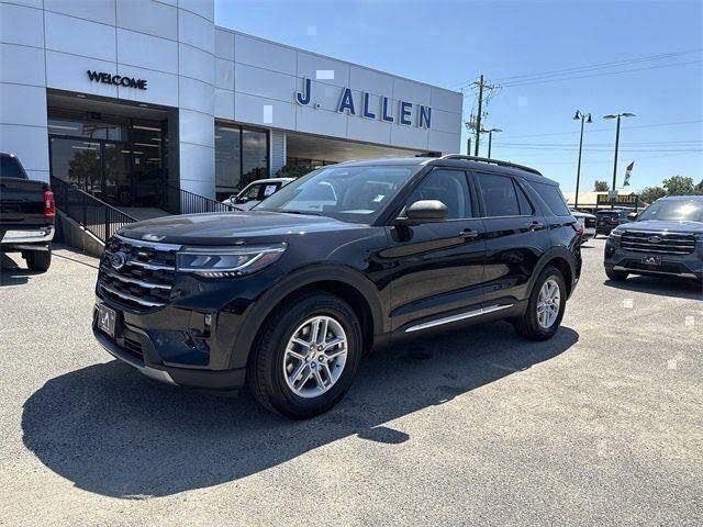 2025 Ford Explorer Active RWD