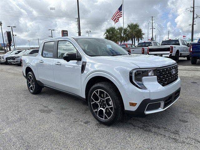 2025 Ford Maverick Lariat SuperCrew AWD