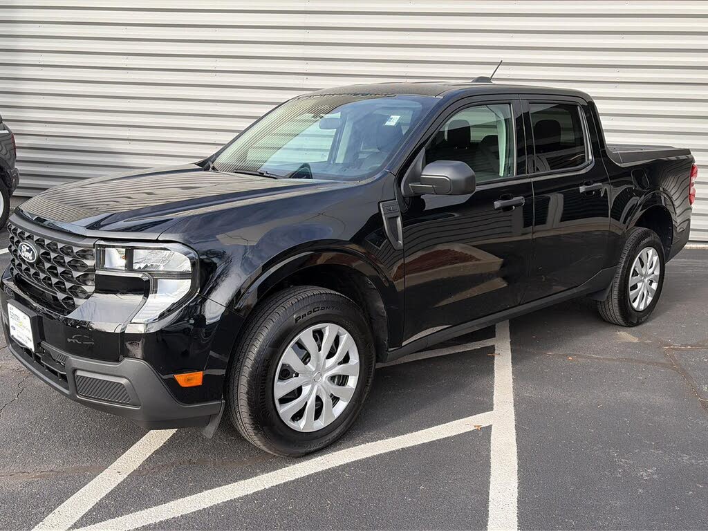 2025 Ford Maverick XL SuperCrew AWD