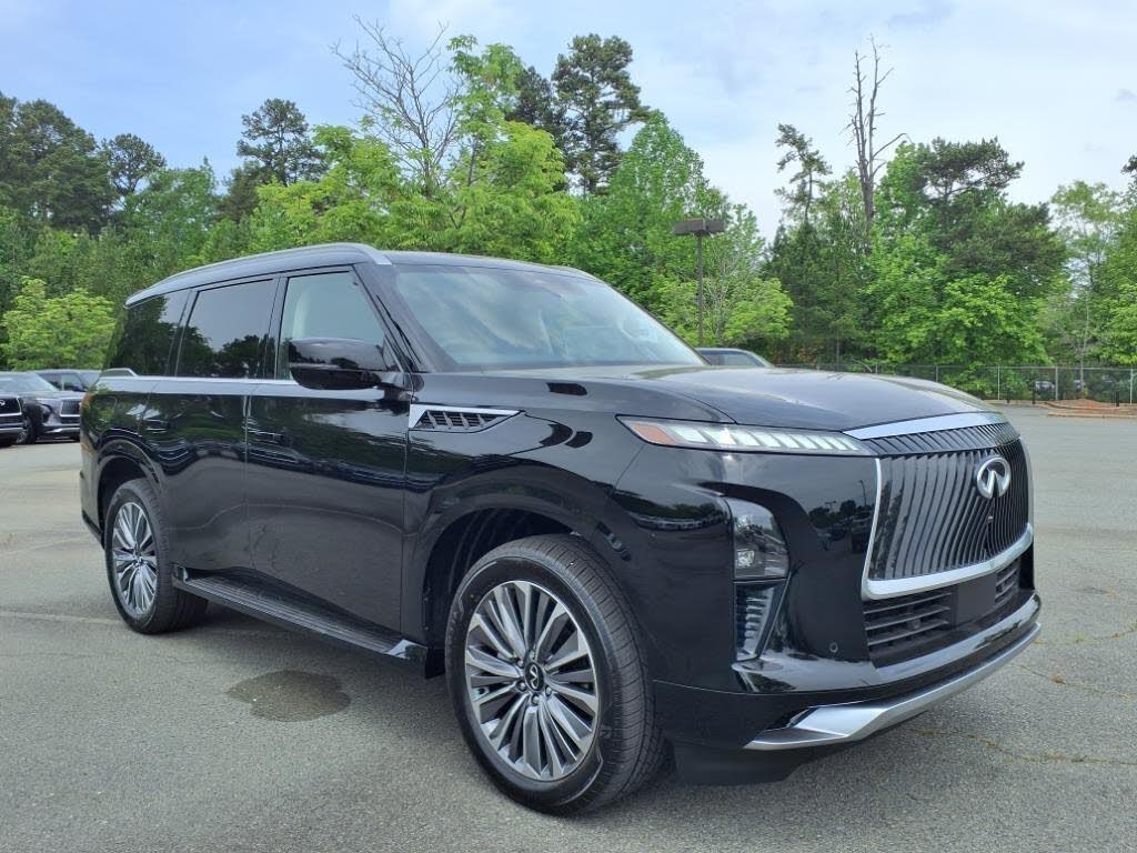 2025 INFINITI QX80 Luxe RWD