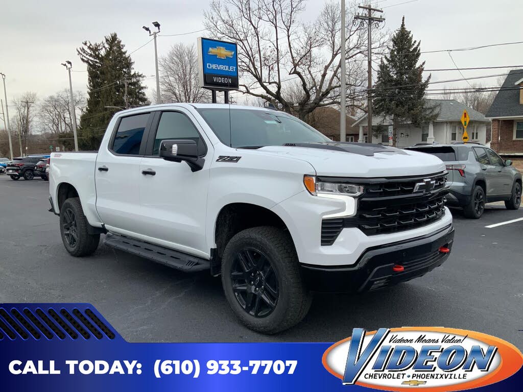 2026 Chevrolet Silverado 1500 LT Trail Boss Crew Cab 4WD