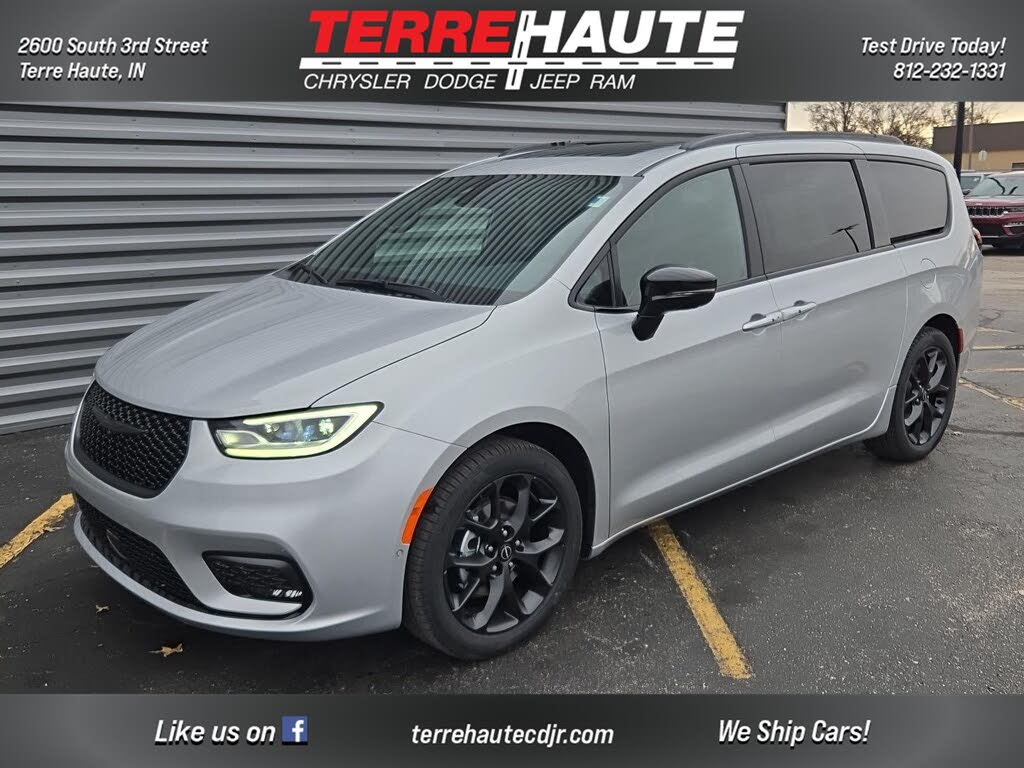 2026 Chrysler Pacifica Limited FWD