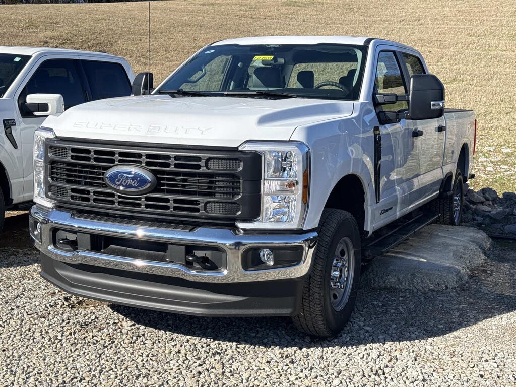 2026 Ford F-250 Super Duty XL Crew Cab 4WD