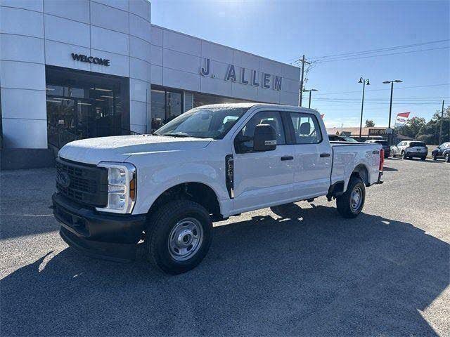 2026 Ford F-250 Super Duty XL Crew Cab 4WD