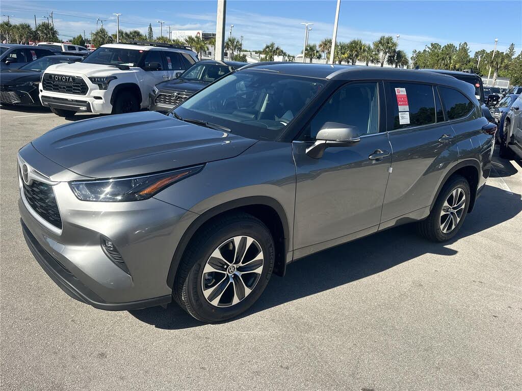 2026 Toyota Highlander XLE AWD