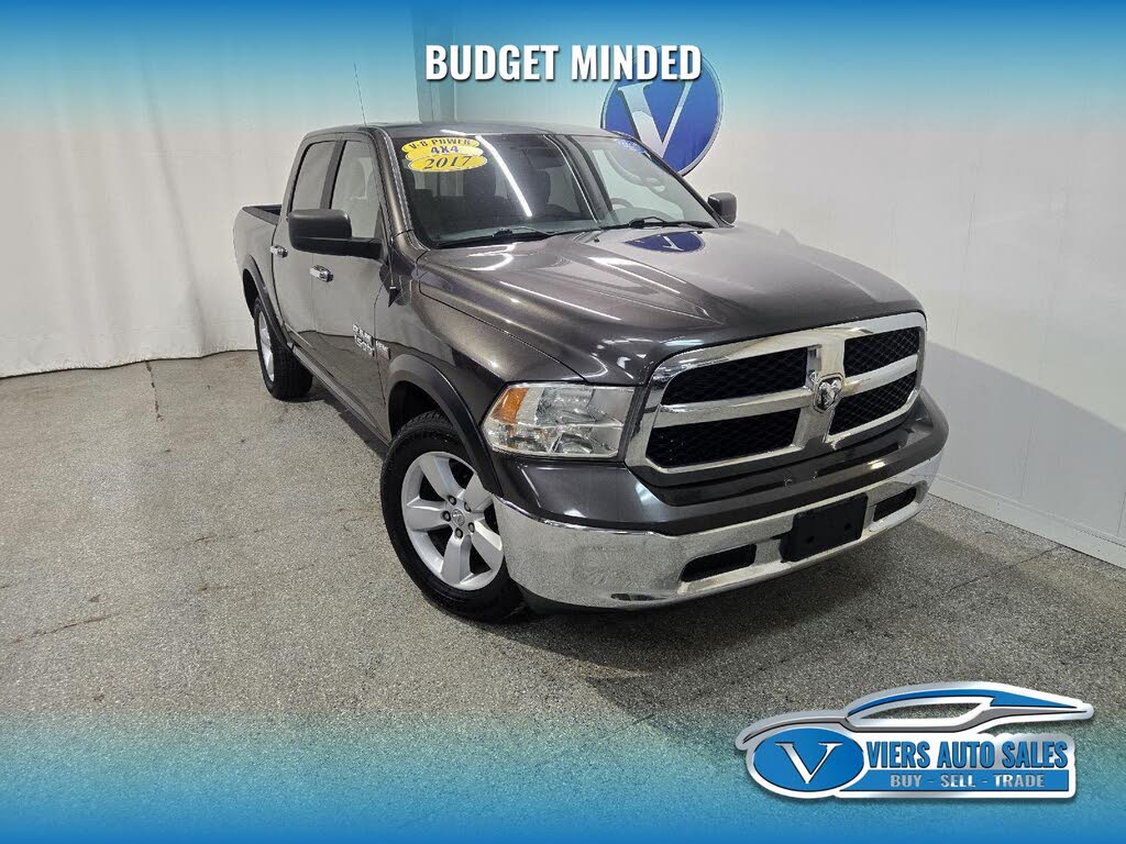 2017 RAM 1500 SLT Crew Cab 4WD