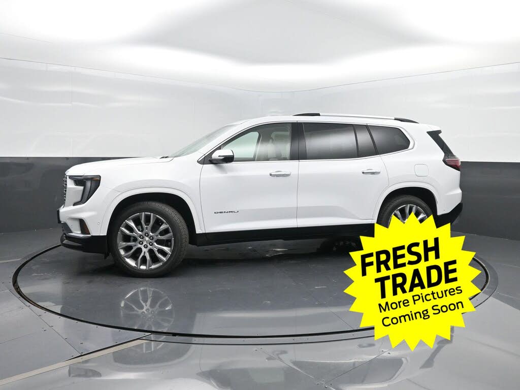 2025 GMC Acadia Denali AWD