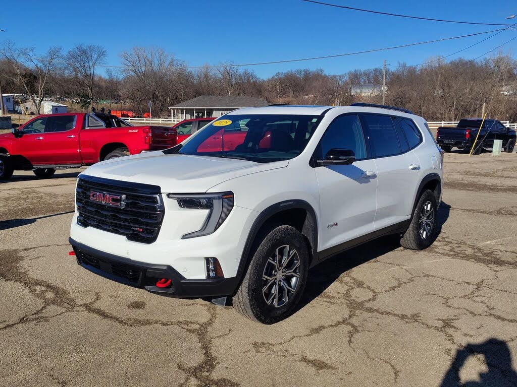 2025 GMC Acadia AT4 AWD