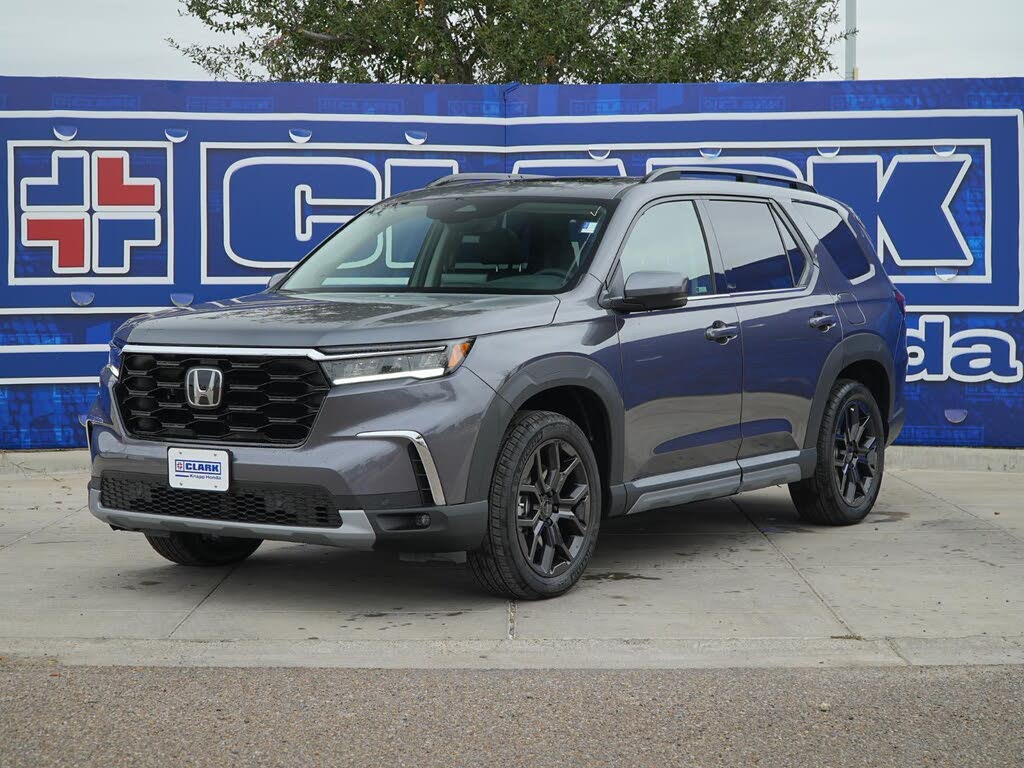 2025 Honda Pilot Touring+ FWD