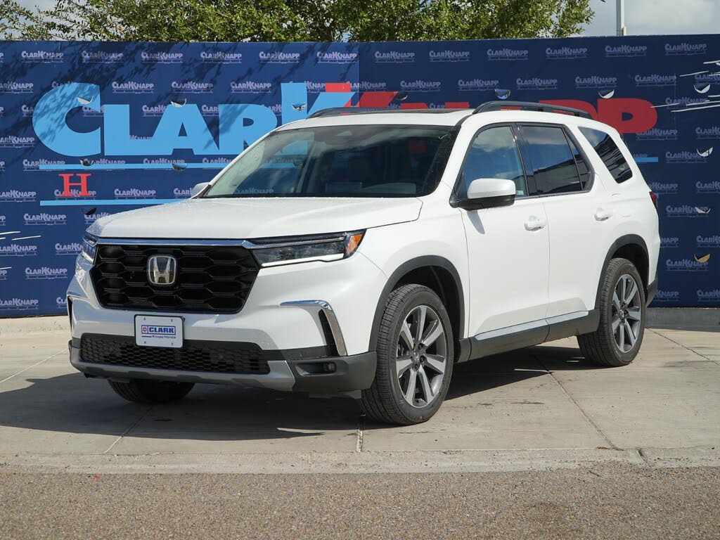 2025 Honda Pilot Touring AWD