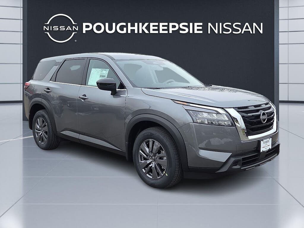 2025 Nissan Pathfinder S 4WD