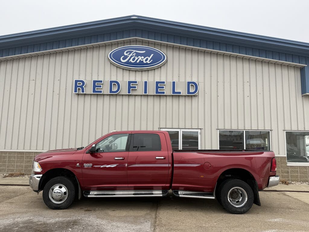 2011 RAM 3500 Big Horn Crew Cab 8 ft. DRW 4WD
