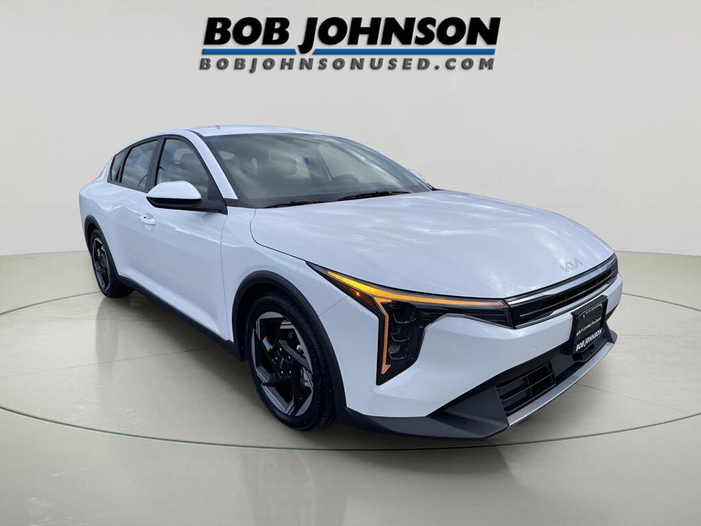 2025 Kia K4 EX FWD